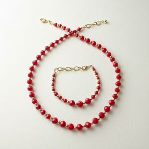 ♦️♦️Red Glass Beads accented with Gold Beaded Necklace & Bracelet Set♦️♦️